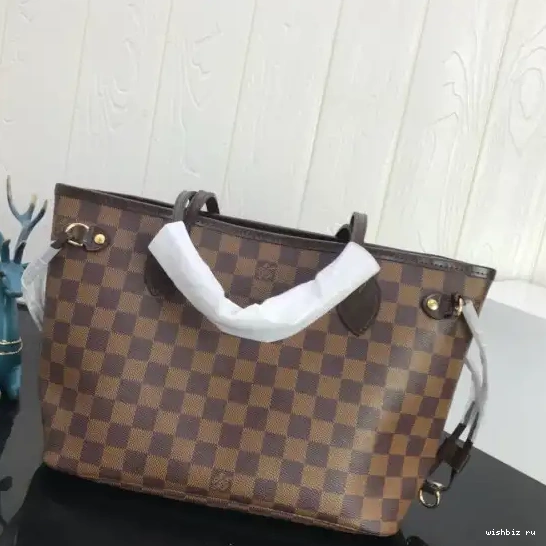 WIS PM LOUIS NEVERFULL VUITTON 0527